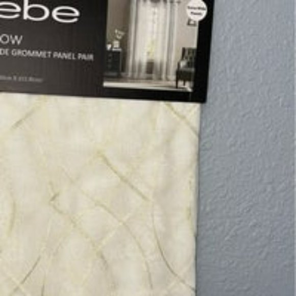 2 sets (4 panels )  Sheer cream and gold EXTRA WIDE window panels - Picture 8 of 11